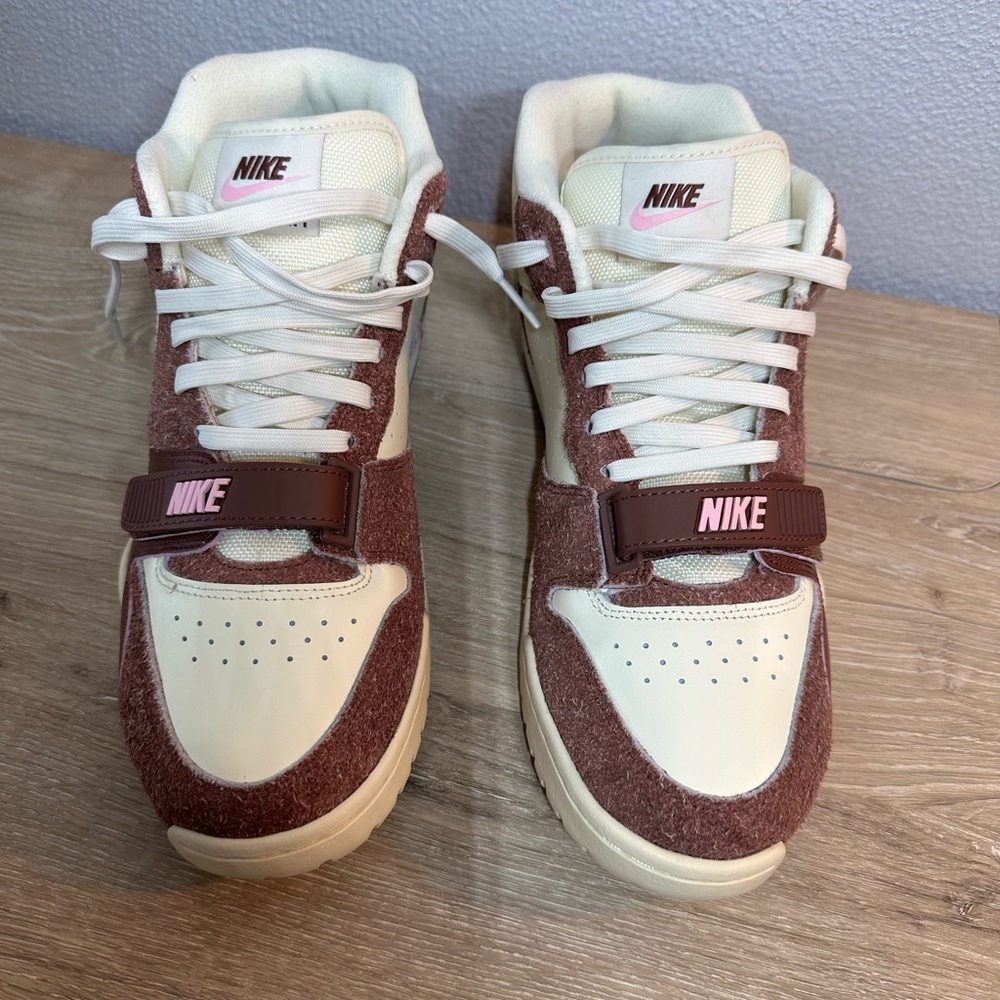 Nike Air Trainer 1 DM0522-201 Mens Valentines Day Brown/Pink- Size 10